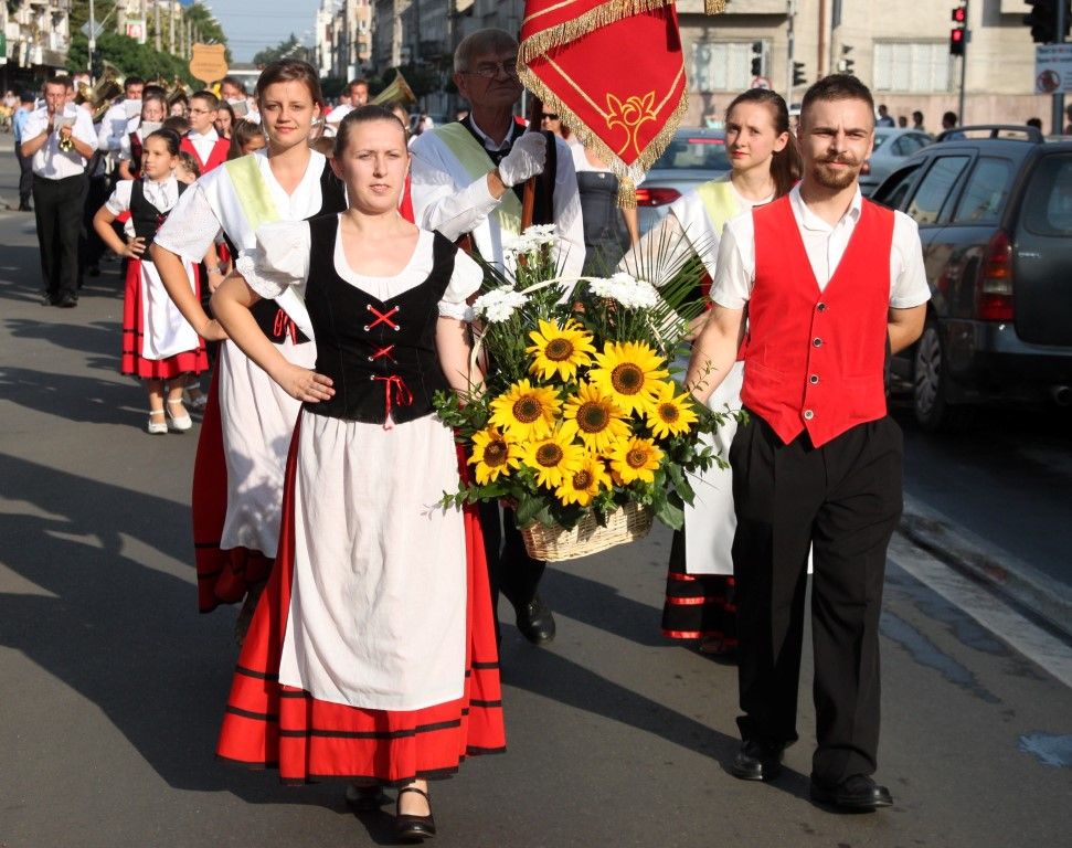 Întâlnirea Ansamblurilor de Dans Popular German, la Satu Mare