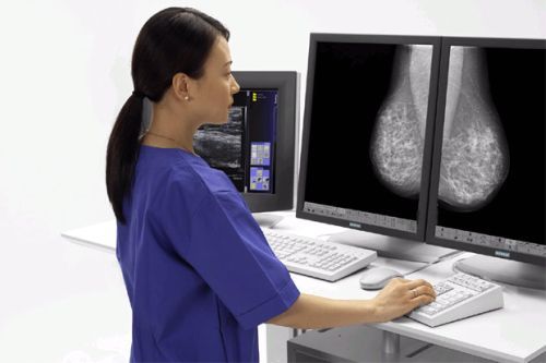 Consultații oncologice și ecografie mamară oferite gratuit de Spitalul Județean de Urgență Satu Mare