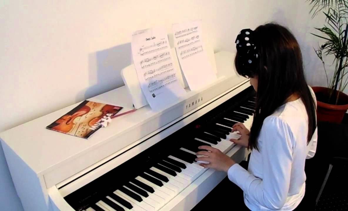 Examene de admitere la cursurile Şcolii de Arte din Satu Mare