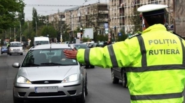 Șoferi drogați, prinși la volan de polițiști