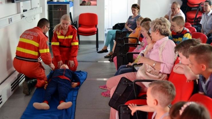 Curs gratuit de prim ajutor în situații de urgență, la Satu Mare