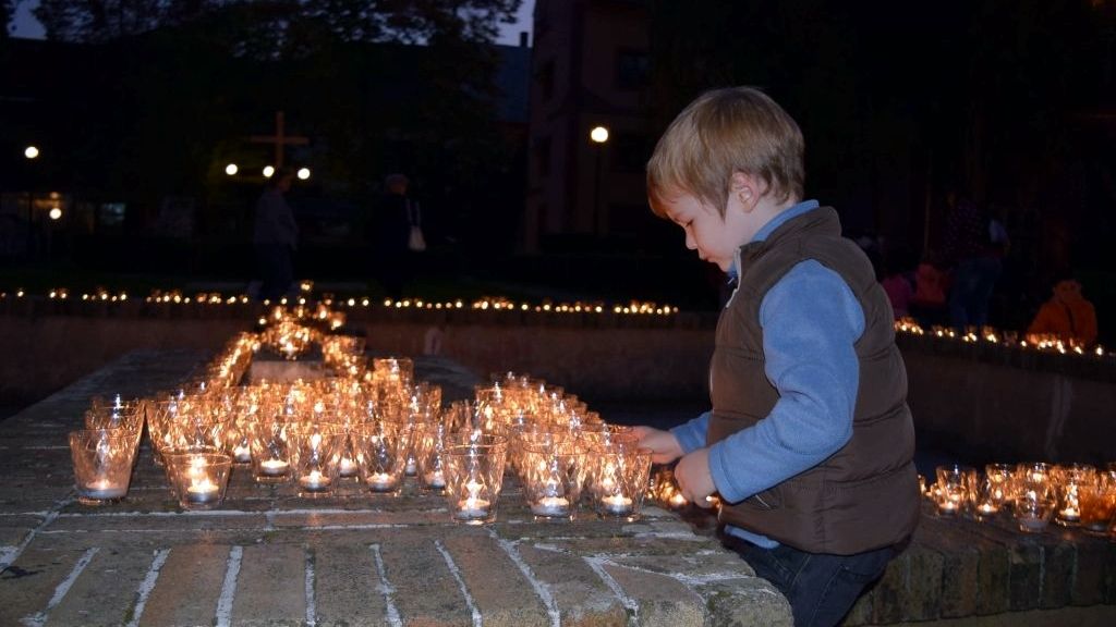 Caritas Satu Mare organizează campania ”Un milion de stele”