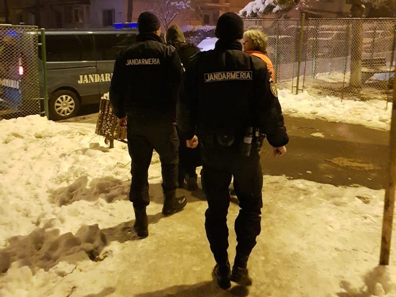 Patru subofiţeri, absolvenţi ai Şcolii Militare Fălticeni, repartizaţi la Jandarmeria Satu Mare