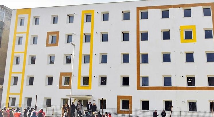 Cele 39 de locuințe sociale reabilitate, predate beneficiarilor