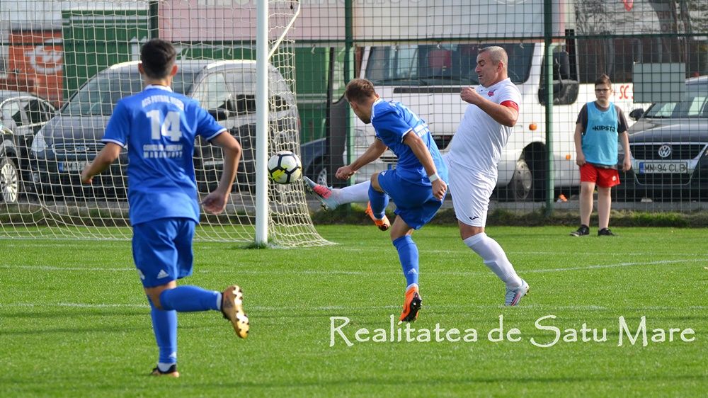 Liga 3 | Unirea Tășnad a pierdut pe terenul liderului, Comuna Recea