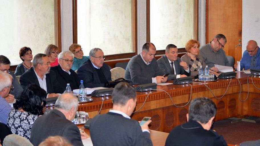 Stimulente financiare pentru angajații spitalelor din județ