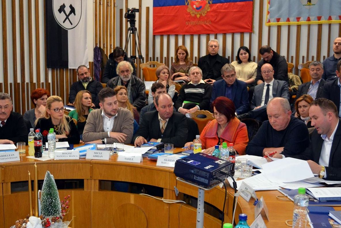 Consilierii municipali PSD s-au abținut de la votul privind majorarea tarifului de salubrizare în municipiul Satu Mare