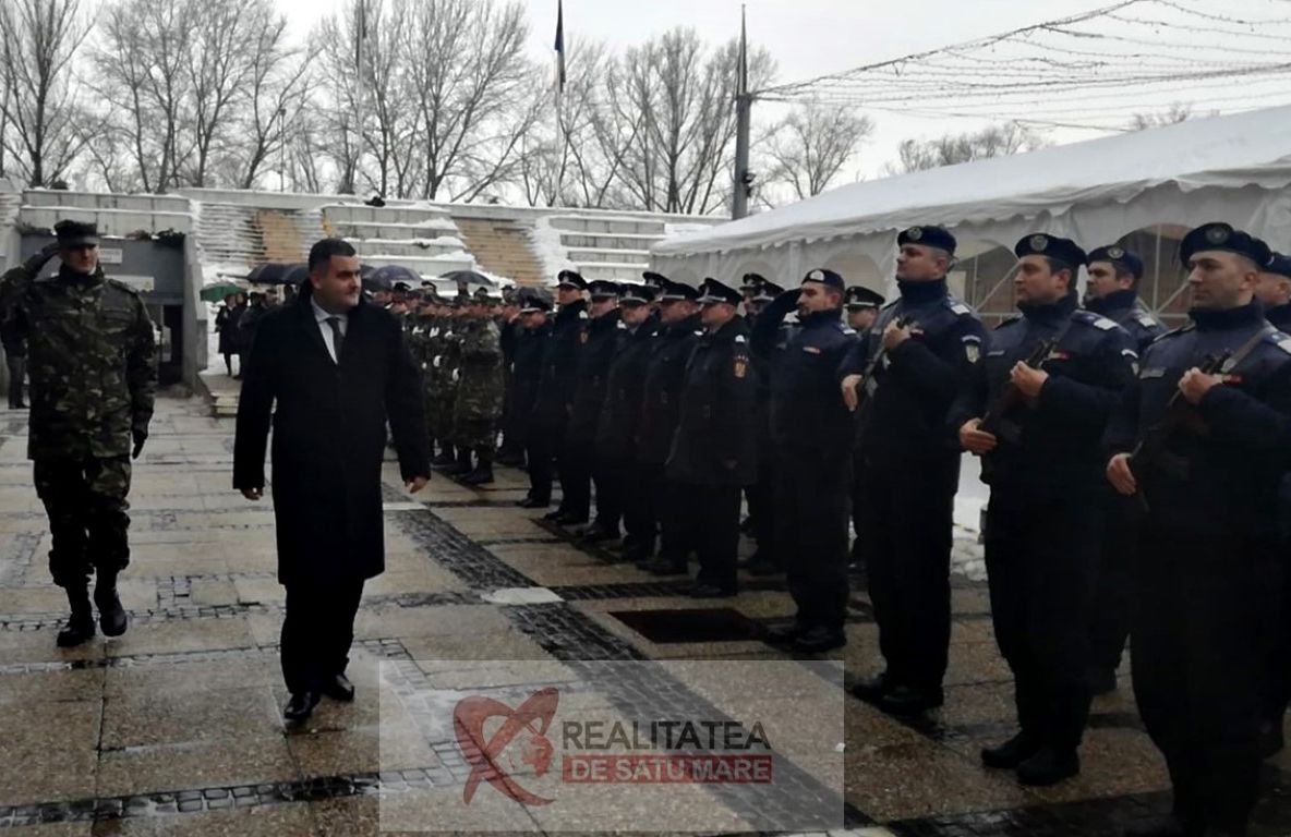 Victimele Revoluției Române, comemorate la Satu Mare. Ministrul Apărării Naţionale, Gabriel Leş, prezent la eveniment