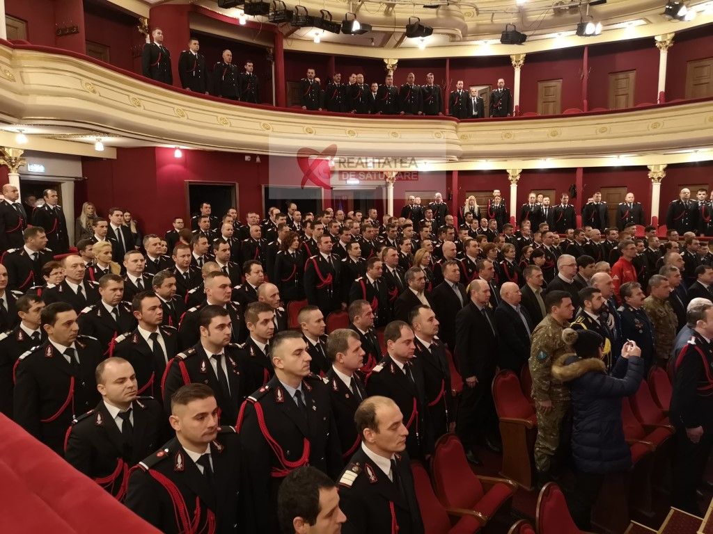 Bilanţ ISU: 24 intervenţii pe zi, în 2018, pentru pompieri. La peste 5.400 de cazuri s-a solicitat asistenţă medicală