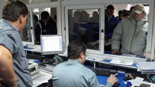 Program prelungit de lucru la Serviciul Înmatriculări Auto și Prefectura Satu Mare