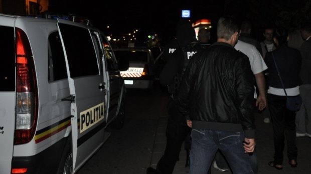 Hoți prinși la Satu Mare, după ce au dat o lovitură în Piața de Alimente