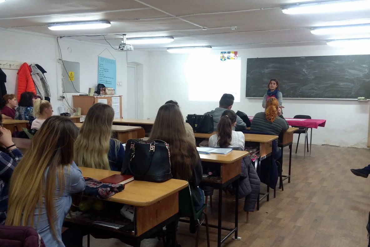 Proiectul GRAB - GRup de suport pentru femeile victime ale ABuzurilor a împlinit un an de existenţă