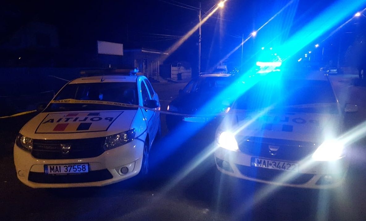 Urmărire ca-n filme în Satu Mare. Persoane încătușate de polițiști