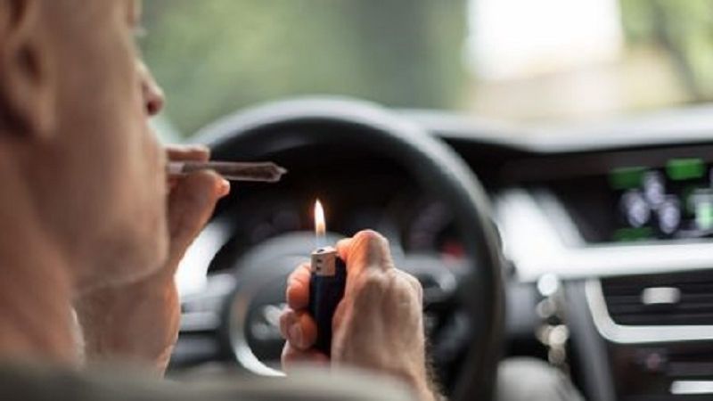 Prins de poliţişti sub influența unor substanțe interzise