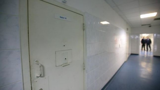 Condamnat la închisoare pentru distrugere, prins și încarcerat în Penitenciar