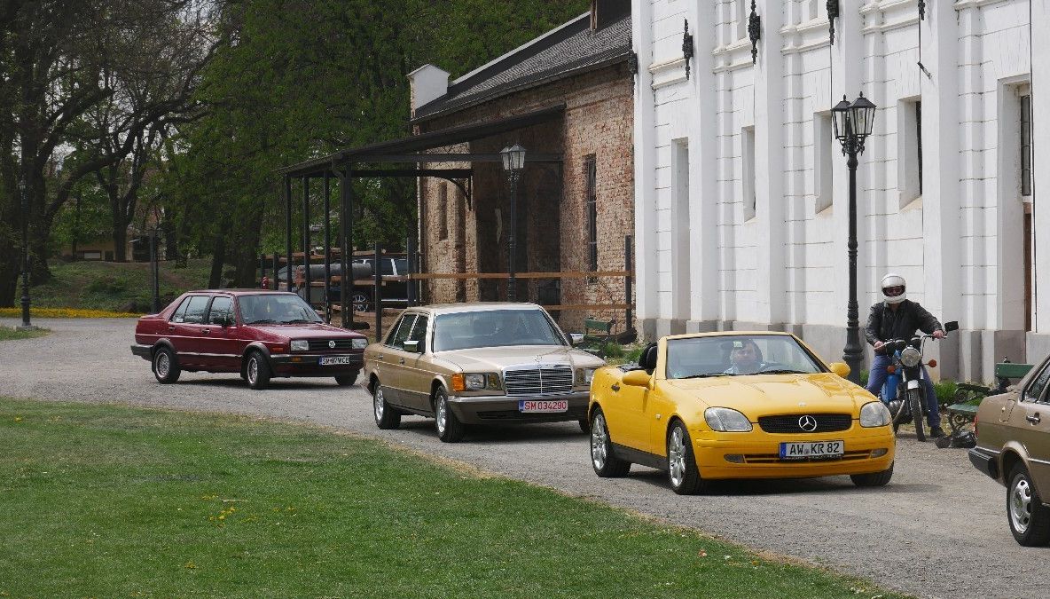 Retroparada Primăverii: Mașinile de epocă au defilat prin Carei