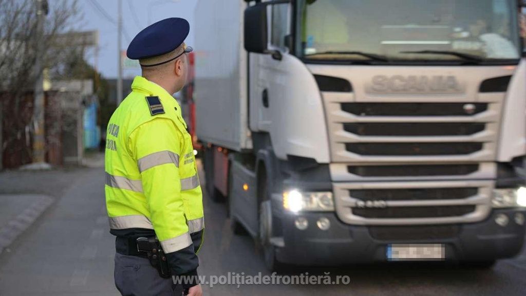 Măsuri de fluidizare a traficului la graniţa cu Ungaria