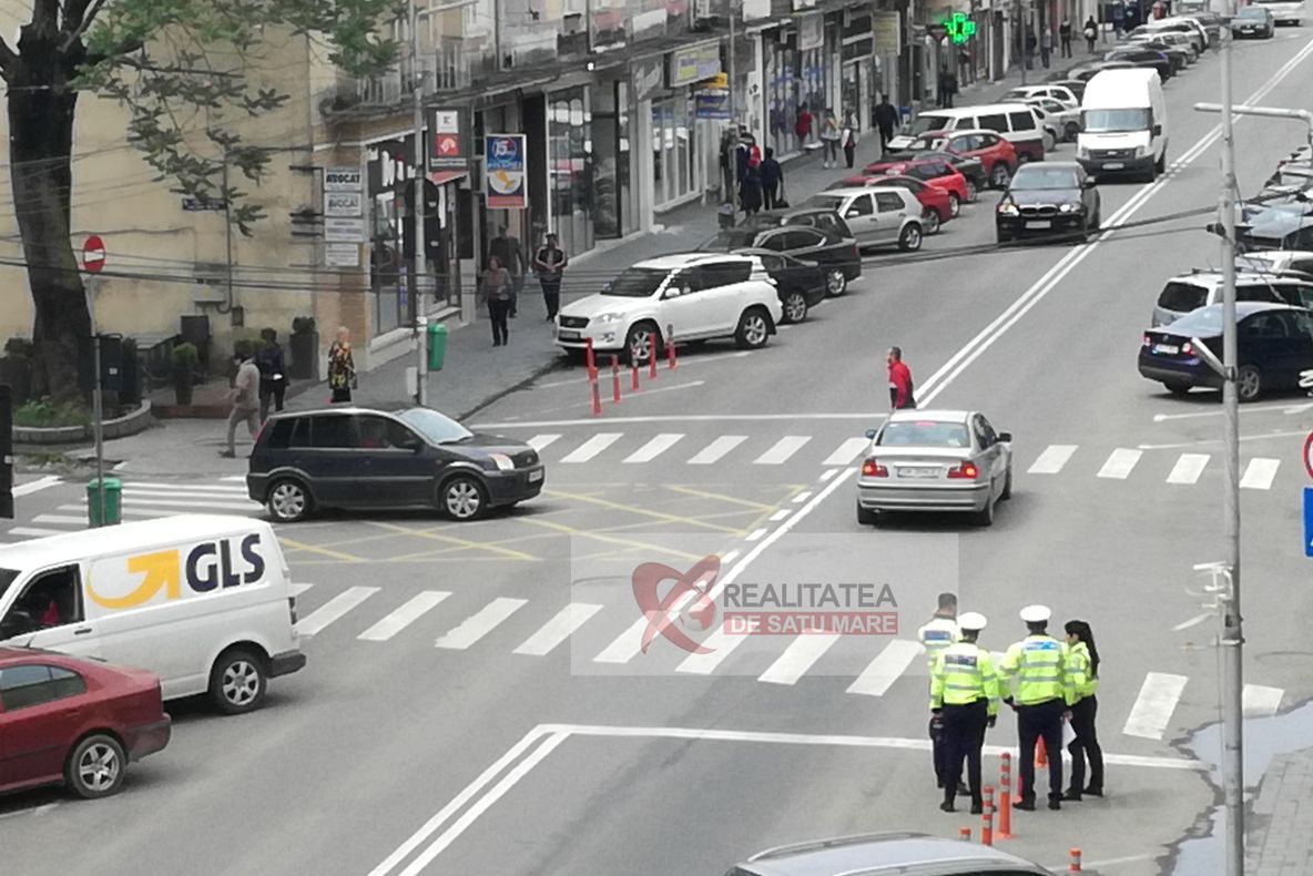 Femeie călcată pe o trecere de pietoni din centrul municipiului