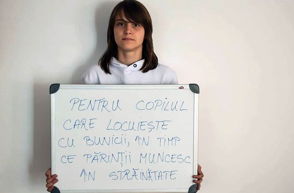 Eleva de 17 ani din Satu Mare care a dat #foaiagoală la simulare: ”De ce să mergi la vot?”
