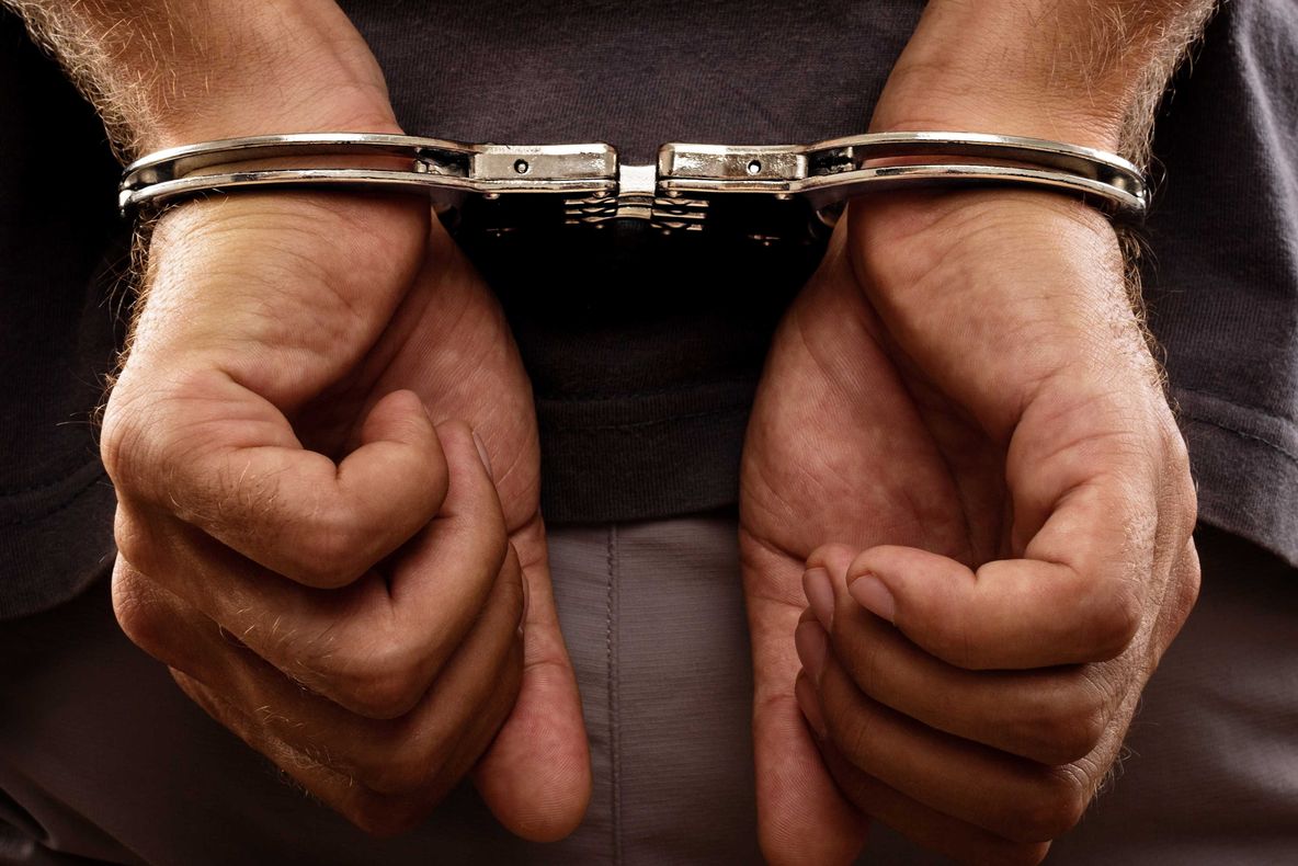 Sătmărean urmărit național, prins de polițiștii tășnădeni