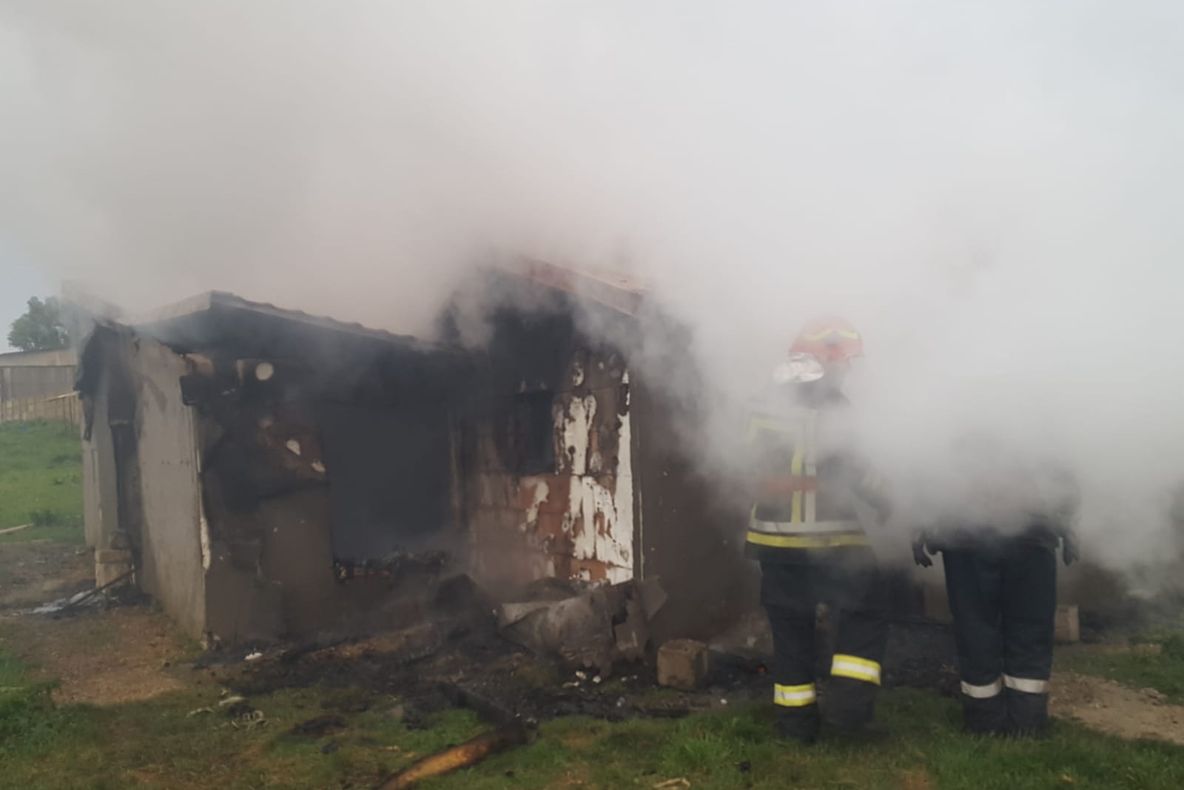 Incendiu izbucnit la un magazin situat pe Drumul Careiului