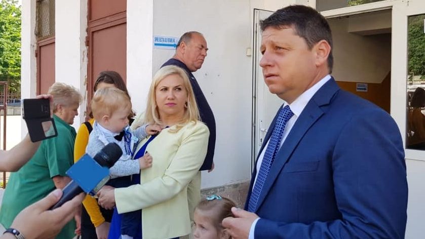 Deputatul PNL Romeo Nicoară acuză operatorii de tablete că descurajează sau dezinformează cetățenii care vin să se prezinte la vot