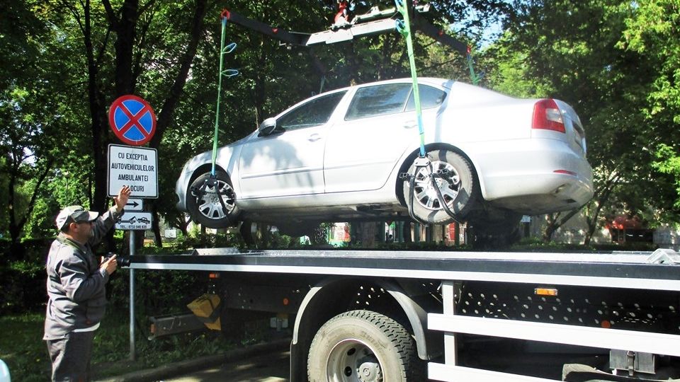 Tot mai puține mașini parcate ilegal, la Satu Mare