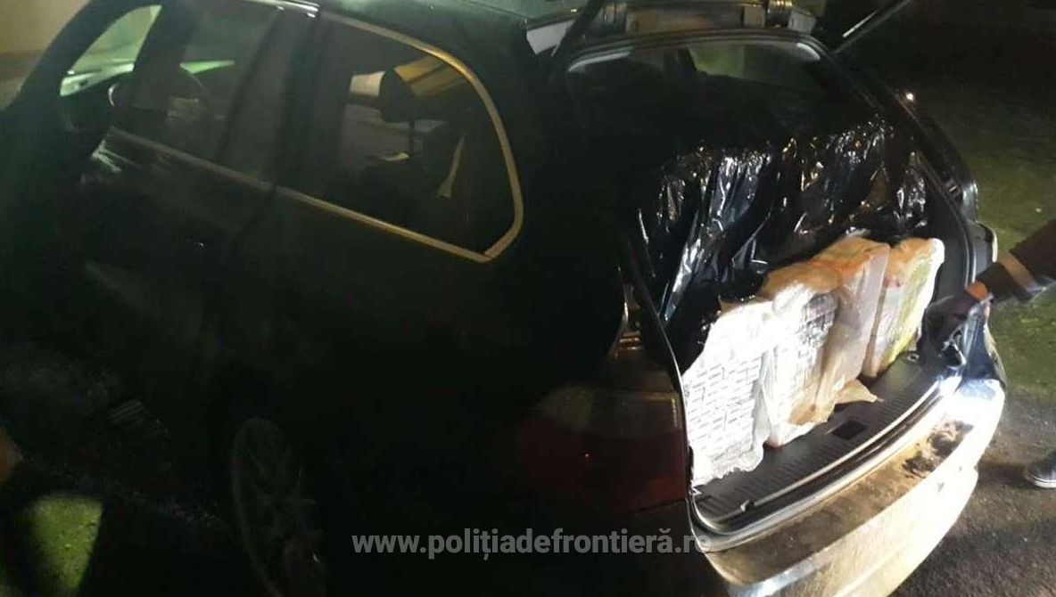 Șoferul unui BMW, urmărit de polițiști pe străzile din Satu Mare