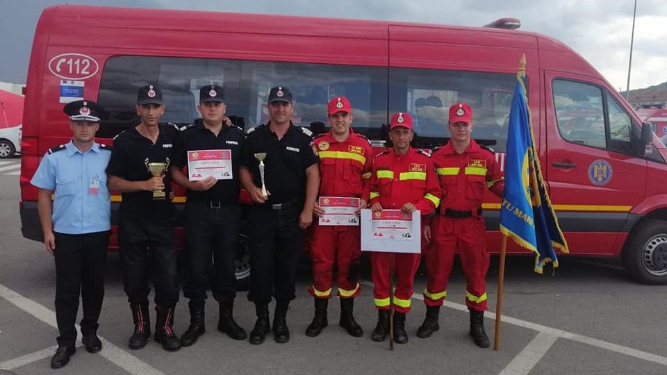 Pompierii sătmăreni, pe podium la competiția de descarcerare