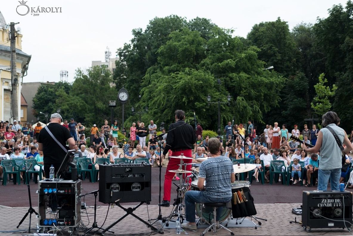 Summer Sound Sessions a debutat la Carei cu un concert susținut de formația Rollscream din Satu Mare