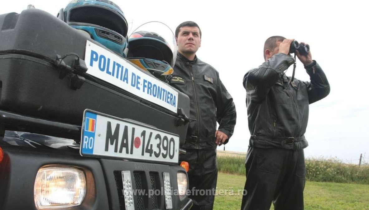 Infractori reținuți de vameși, la Petea