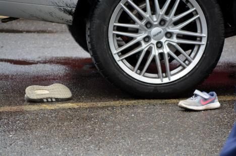 Doi copii au fost loviți de mașini, în a doua zi de școală