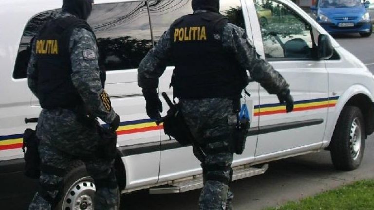 Traficanți de droguri din Satu Mare și Negrești Oaș prinși de DIICOT