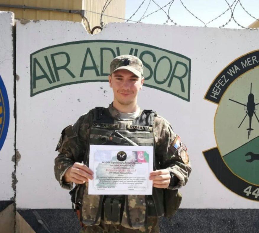 Mesajul ministrului Gabriel Leș pentru militarul sătmărean aflat în misiune în Afganistan