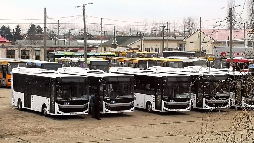 Şoferii Transurban au continuat azi greva