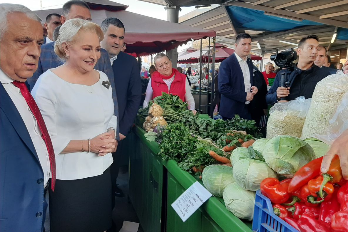 Viorica Dăncilă, în vizită la piața Someș din municipiul Satu Mare