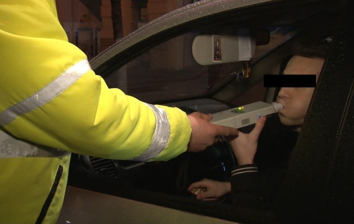 Sătmărean, de 22 de ani, prins băut la volan de polițiștii clujeni