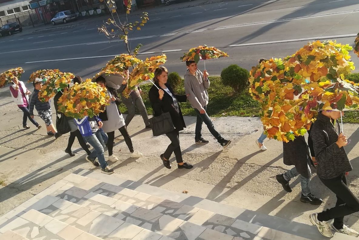 Importanța colectării în vederea reciclării deșeurilor vegetale, promovată de copii