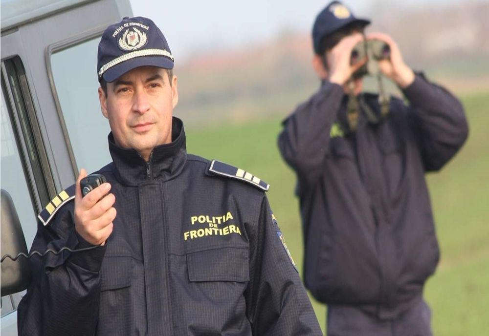 Doi cetățeni din Maroc, reținuți de polițiștii de frontieră