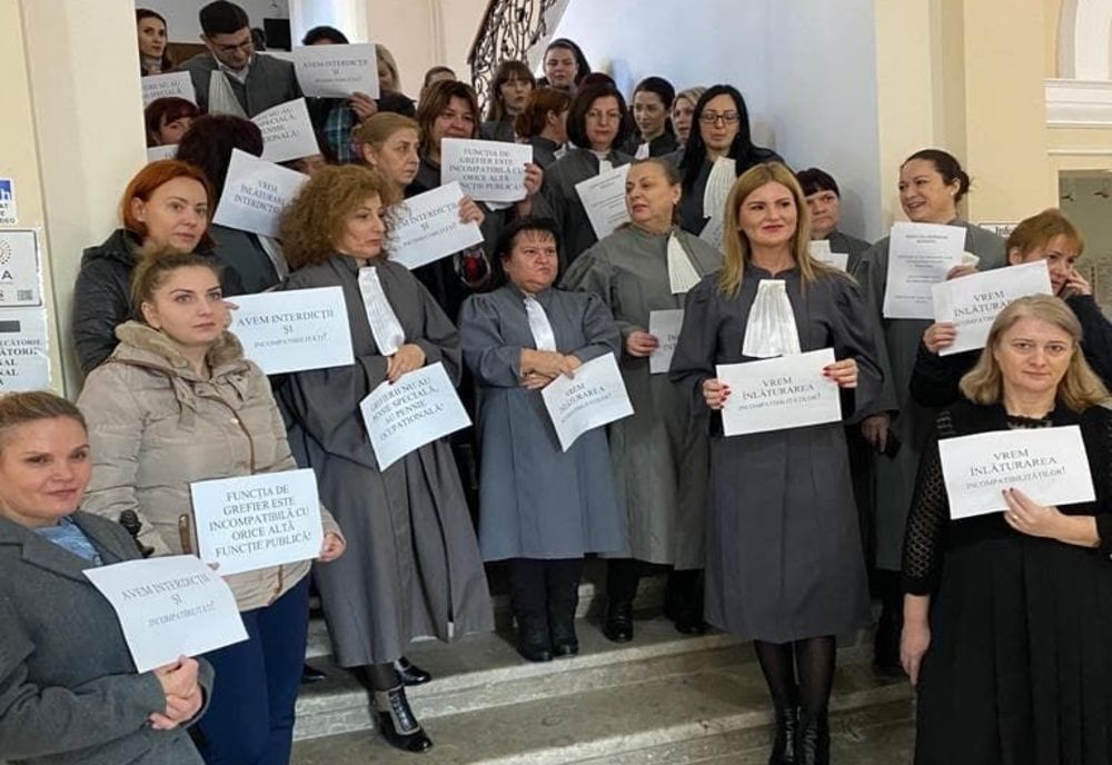 Protest al grefierilor la Satu Mare. Activitatea instanțelor, blocată