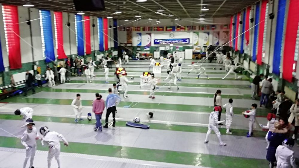 Floretă | Zeci de copii din 6 țări s-au întrecut la Satu Mare în cadrul Cupei 1 Decembrie