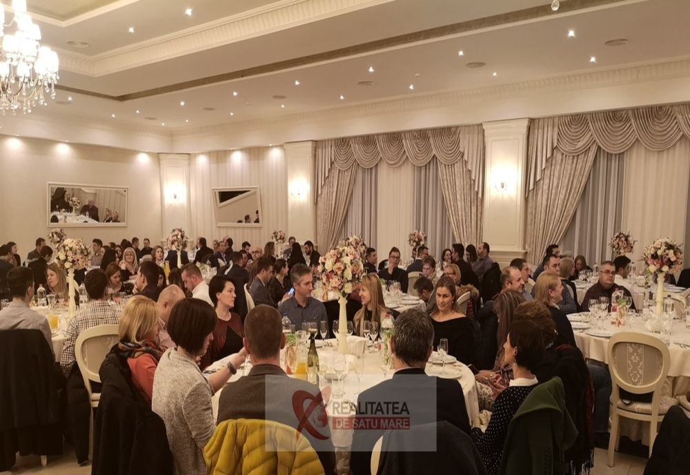 Peste 450 de medici prezenți la cea de-a XI-a ediţie a Simpozionului Medicilor Dentiști, la Satu Mare