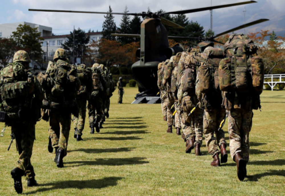 Campanie de promovare a carierei militare în cadrul Forțelor Aeriene Române, la Satu Mare