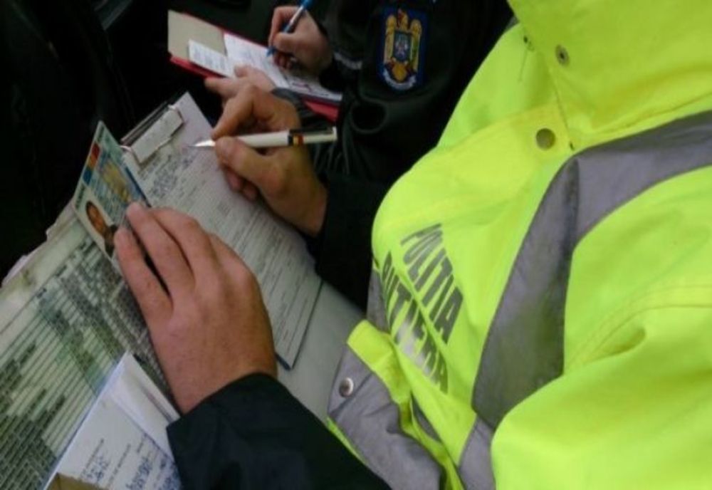 Sătmăreni prinși băuți la volan