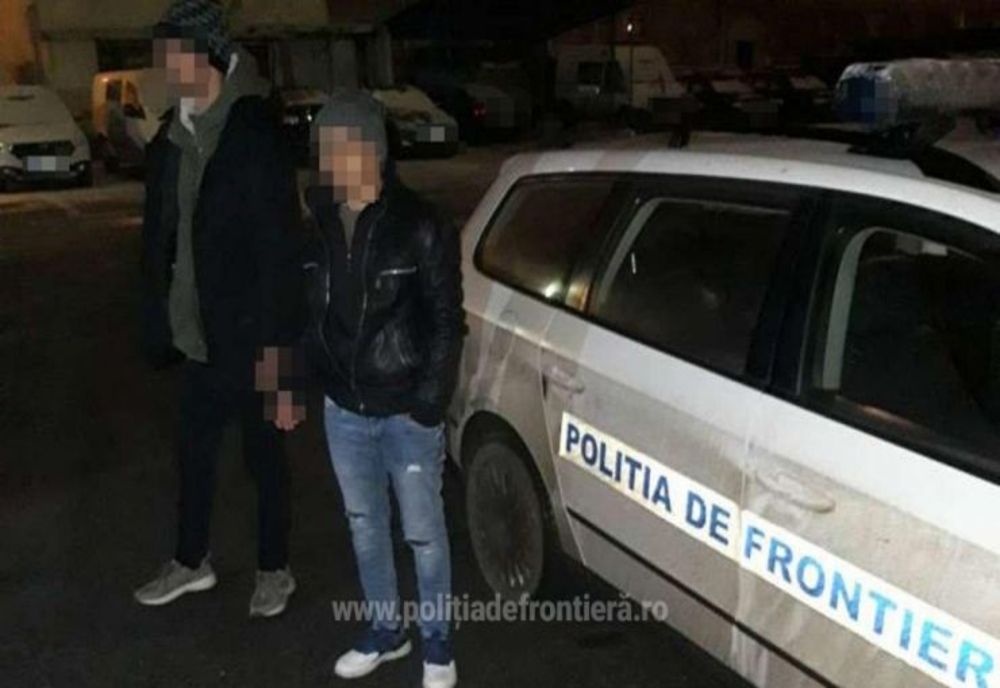 Doi tunisieni interceptați de polițiștii de frontieră sătmăreni, în apropierea graniței cu Ungaria