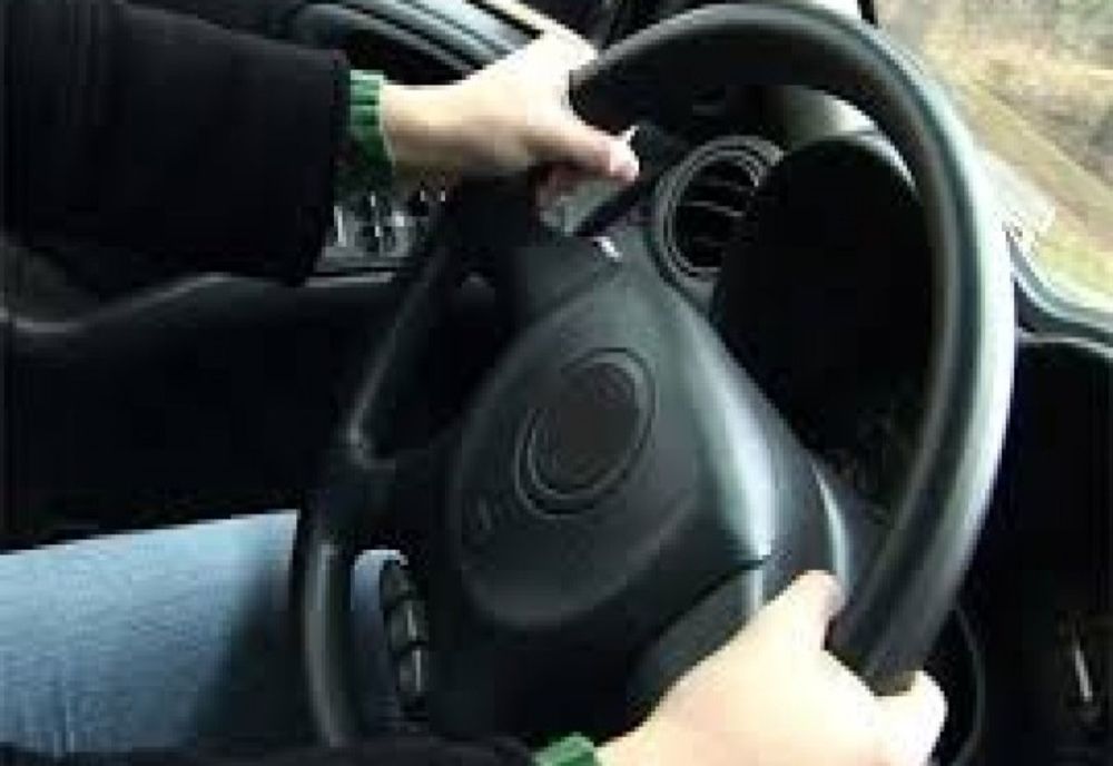 O sătmăreancă a provovat un accident. Copil de 8 ani rănit