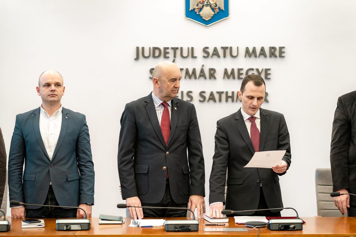 Noul subprefect al județului Satu Mare a fost învestit azi