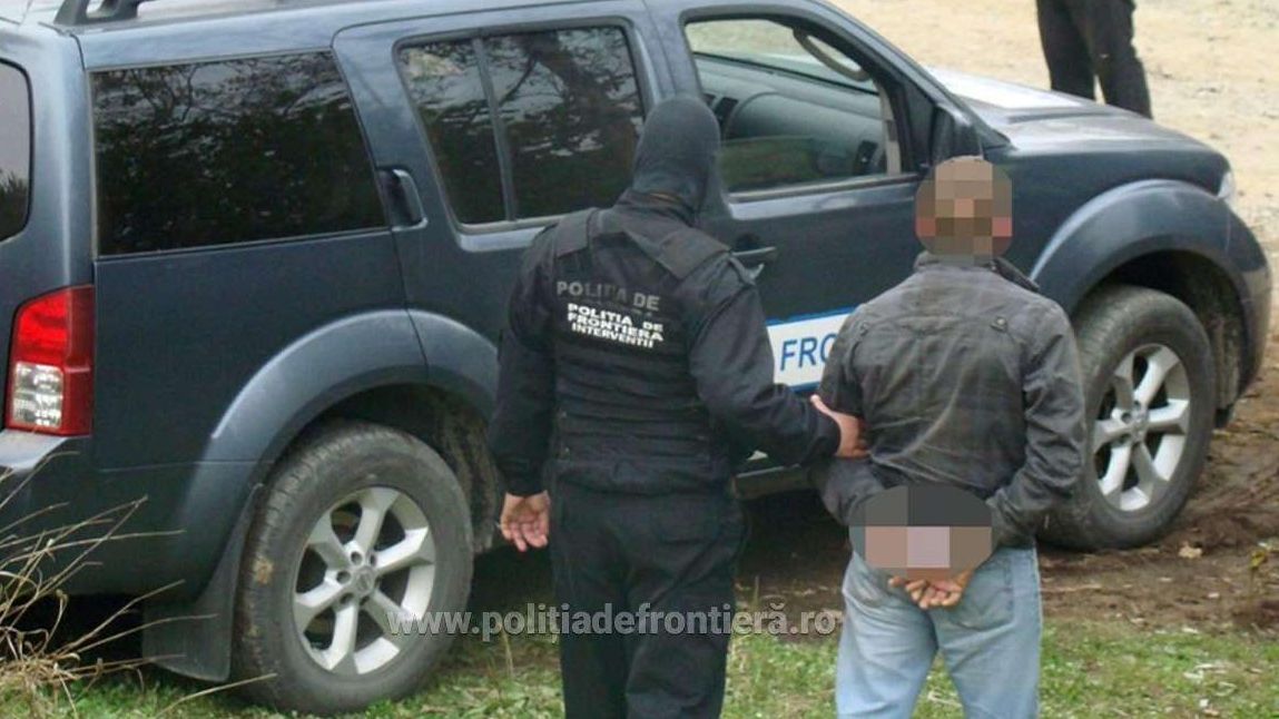 Căutat de autoritățile române, oprit în Vama Petea