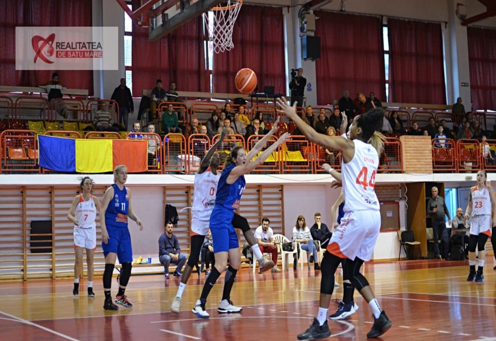 Baschet | CSM Satu Mare a învins CSM Târgoviște și s-a calificat în semifinalele LNBF