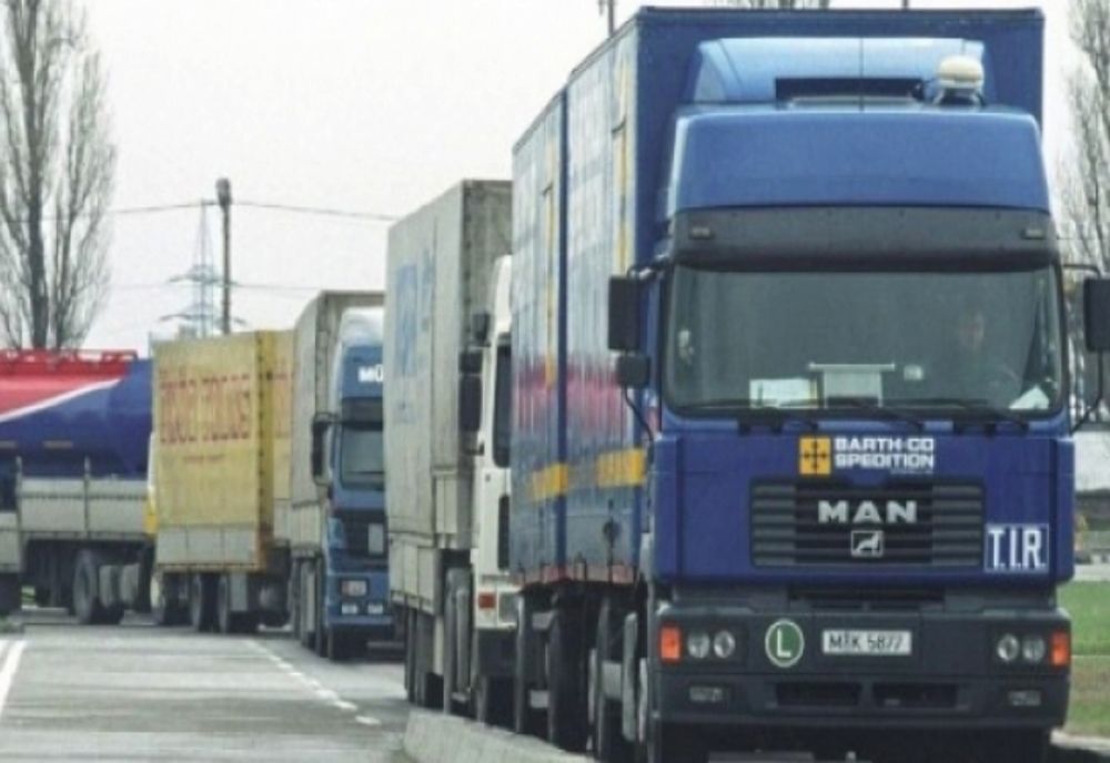 Șoferii de TIR nu sunt nevoiți să se autoizoleze timp de 14 zile